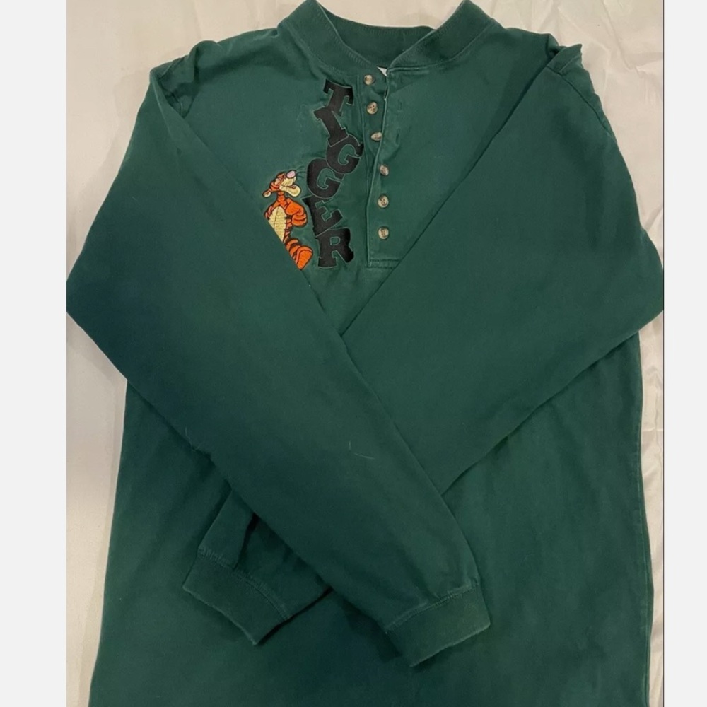 Vintage Tigger long sleeve shirt